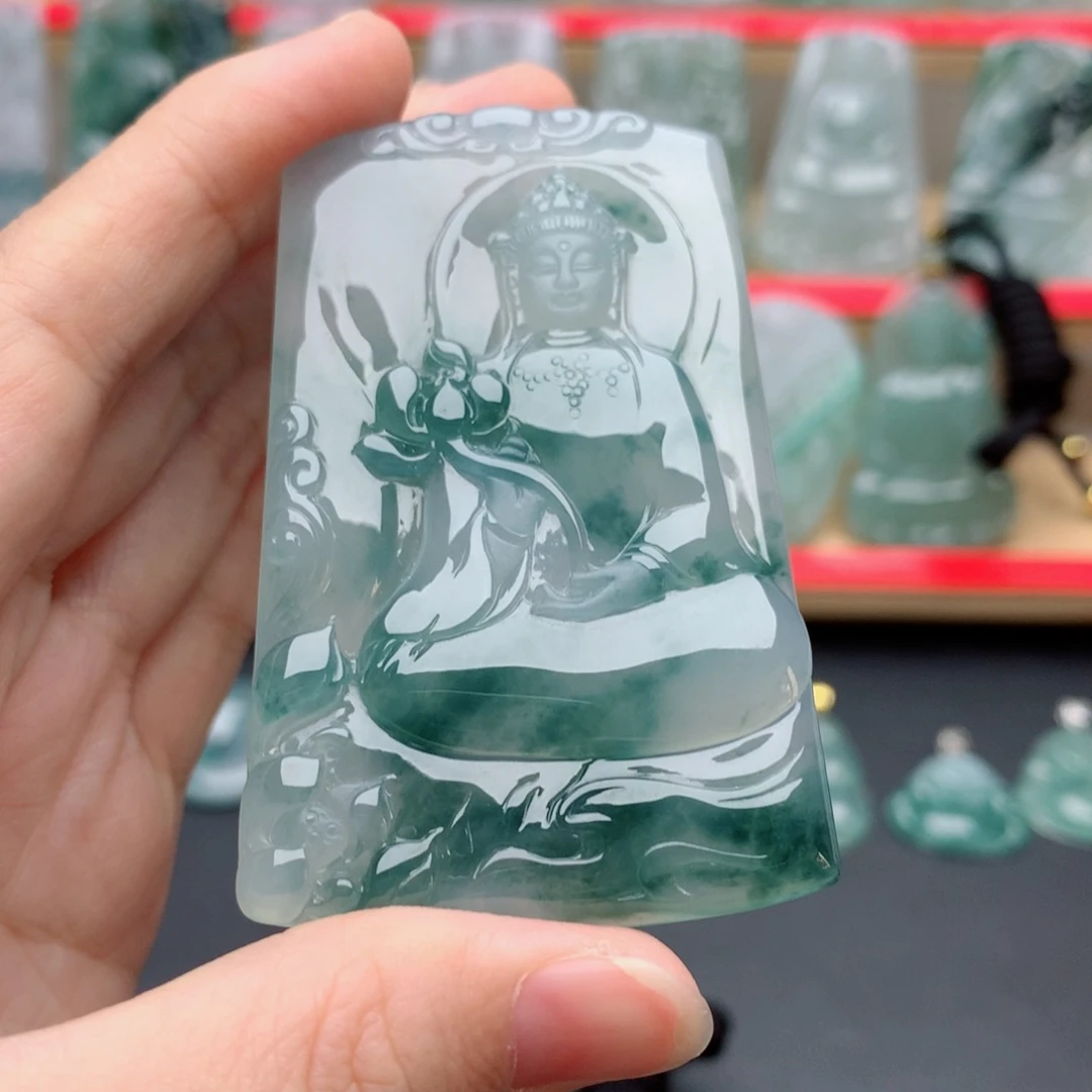 2***0翡翠未镶嵌颈饰素衣