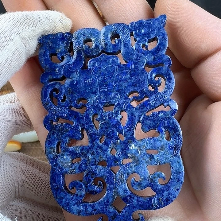 和田玉挂件未镶嵌天***情