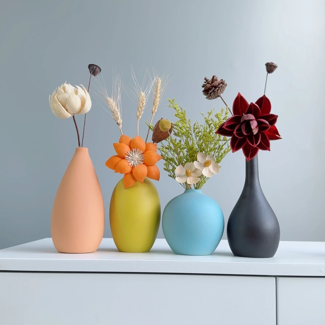 摆件陶瓷小花瓶含花总高约20-30cm