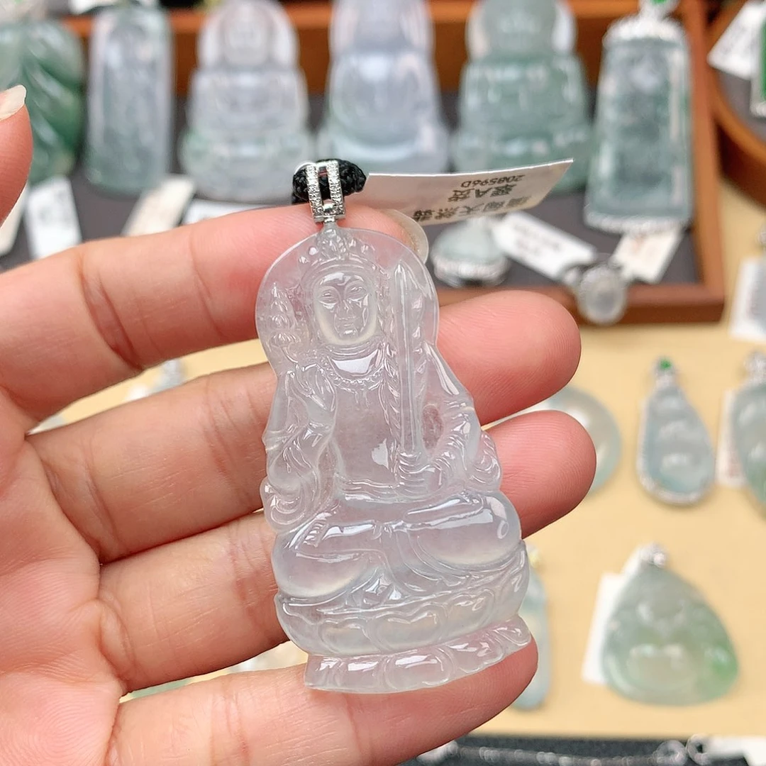 翡翠颈饰18K金镶嵌虚空藏