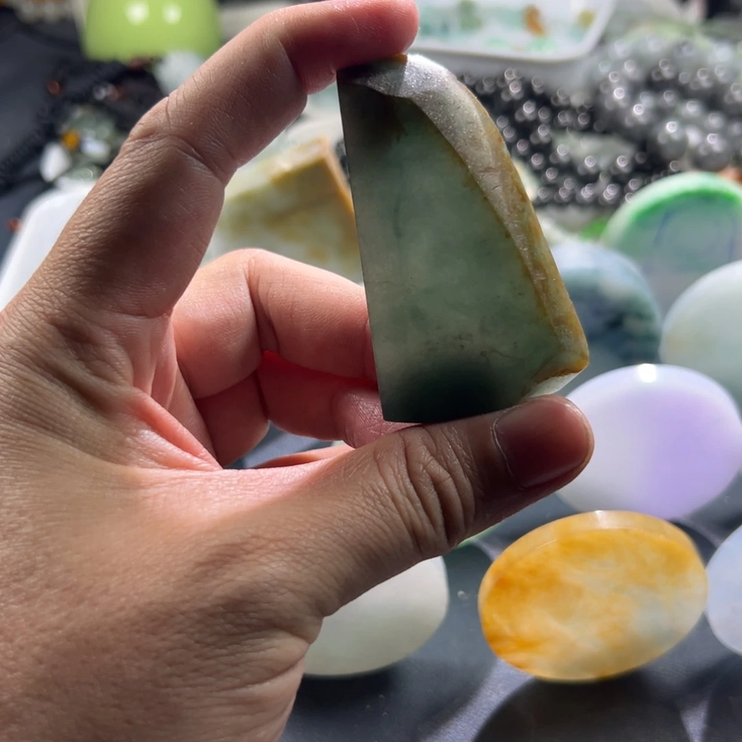 天***你定制翡翠未镶嵌翡翠边角