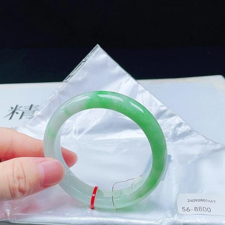 翡翠未镶嵌手镯56圈口