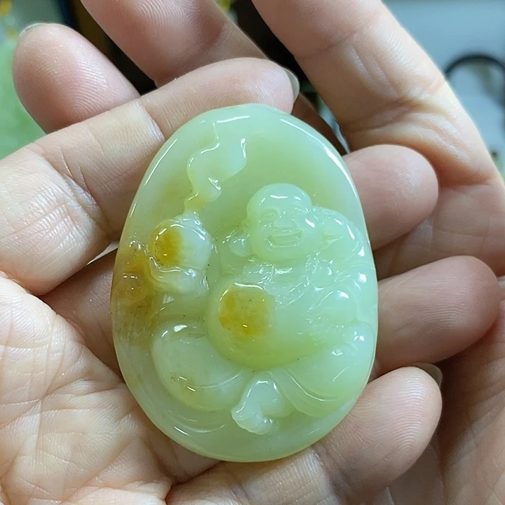 情***想和田玉未镶嵌颈饰