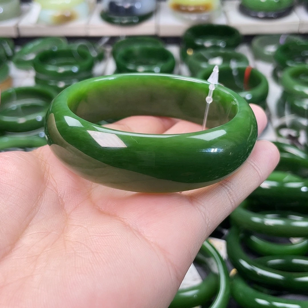 和田玉（碧玉）手镯未镶嵌