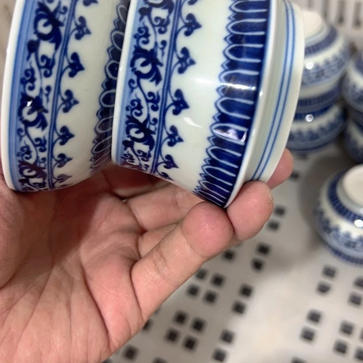 瓷片白青花宝相茶漏qqq