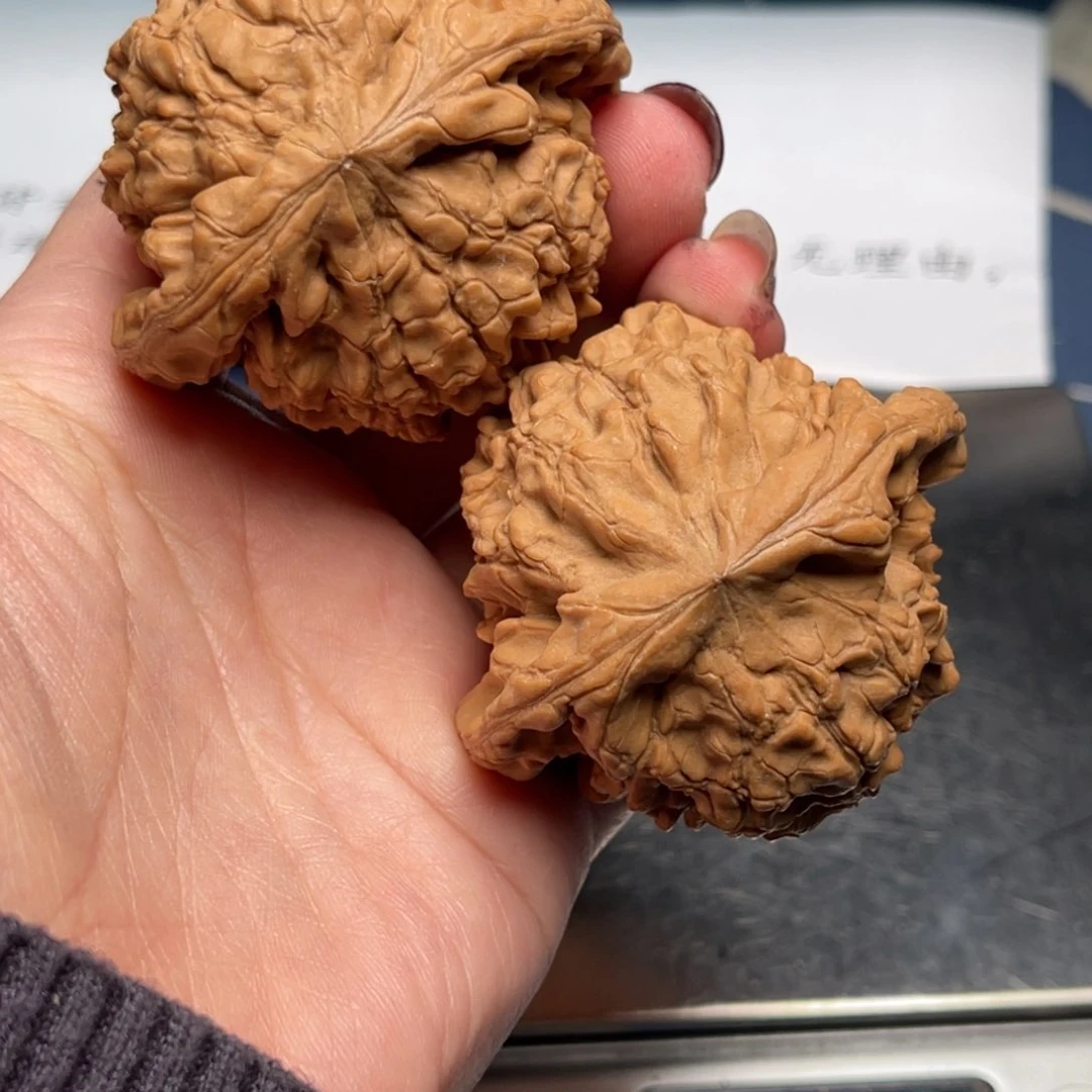 文玩核桃把件龙鼎54