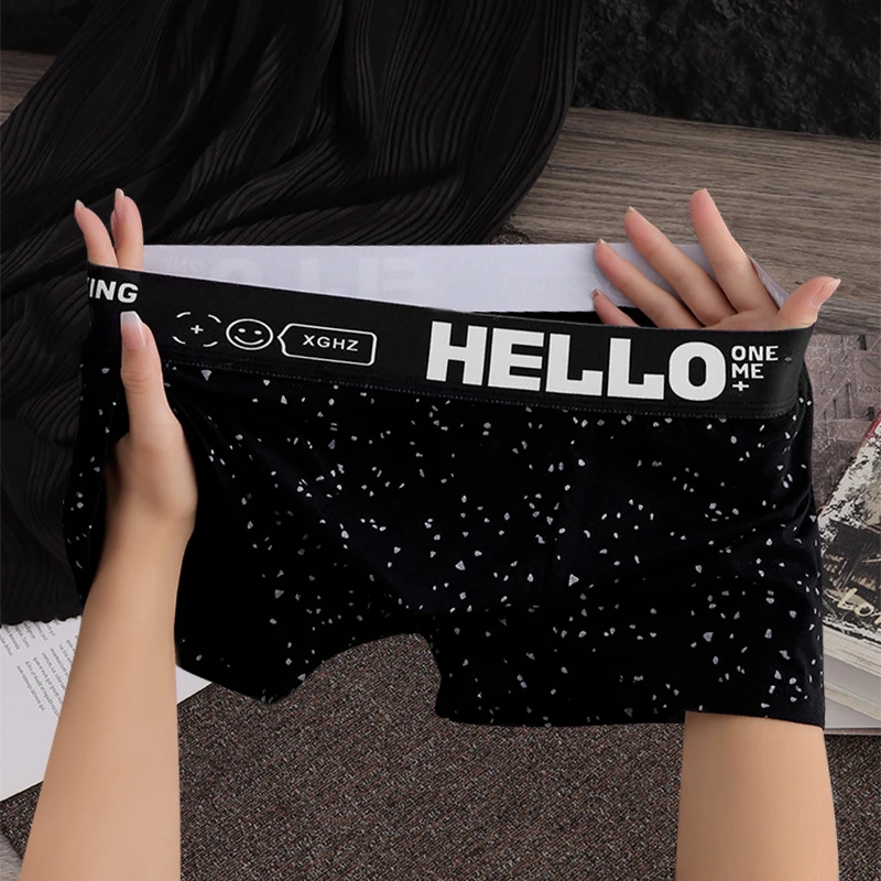 个性男士棉质平角内裤男生舒适运动四角裤新款男生透气男款底裤杈