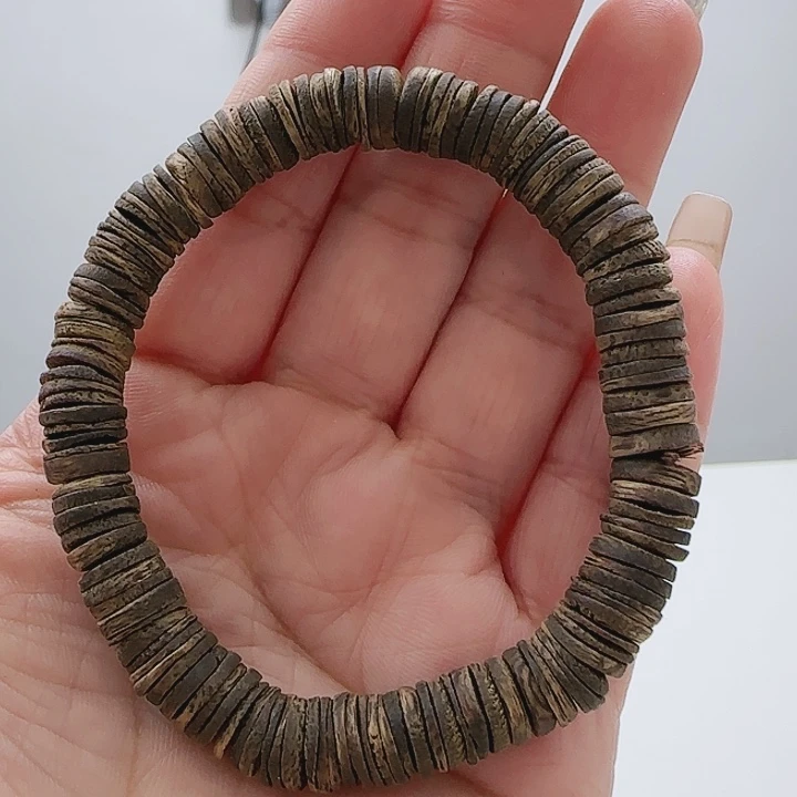 沉香手串0.8随形绿棋片片珠多性发一