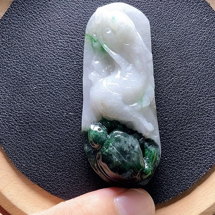翡翠挂件未镶嵌翡翠a货