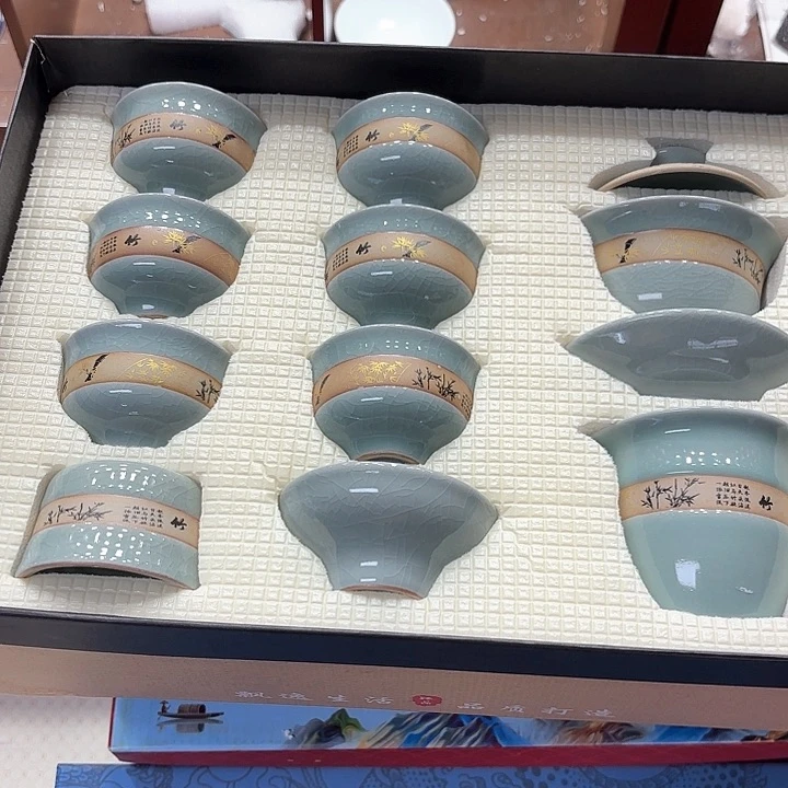 孤品茶具套装等。