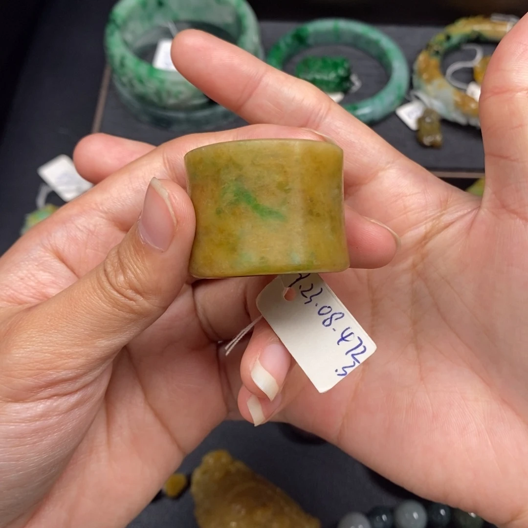 翡翠颈饰未镶嵌22.3内径 18号