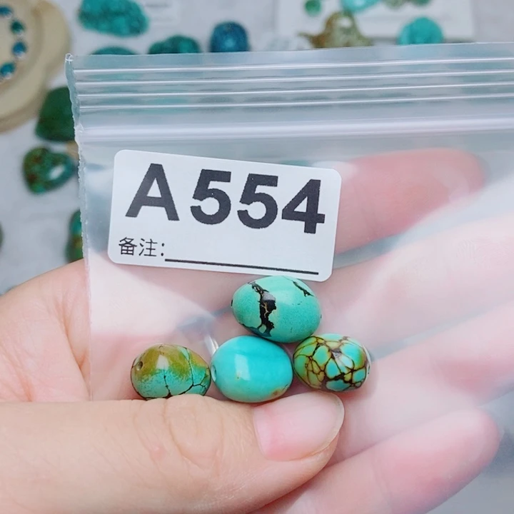 弹***娃南红玛瑙未镶嵌珠宝奇石