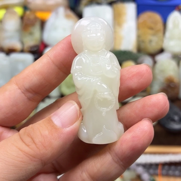 颈饰未镶嵌和田玉