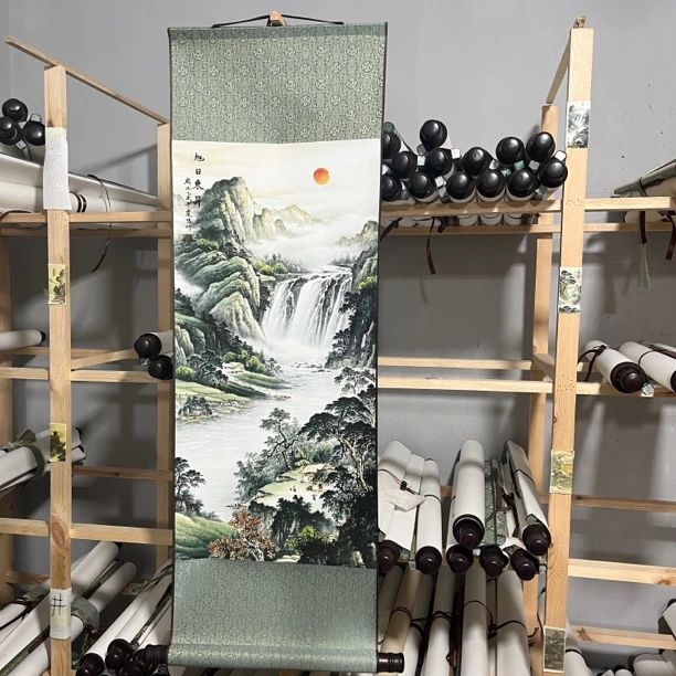 锦绣山河卷轴画（宽37，高110）