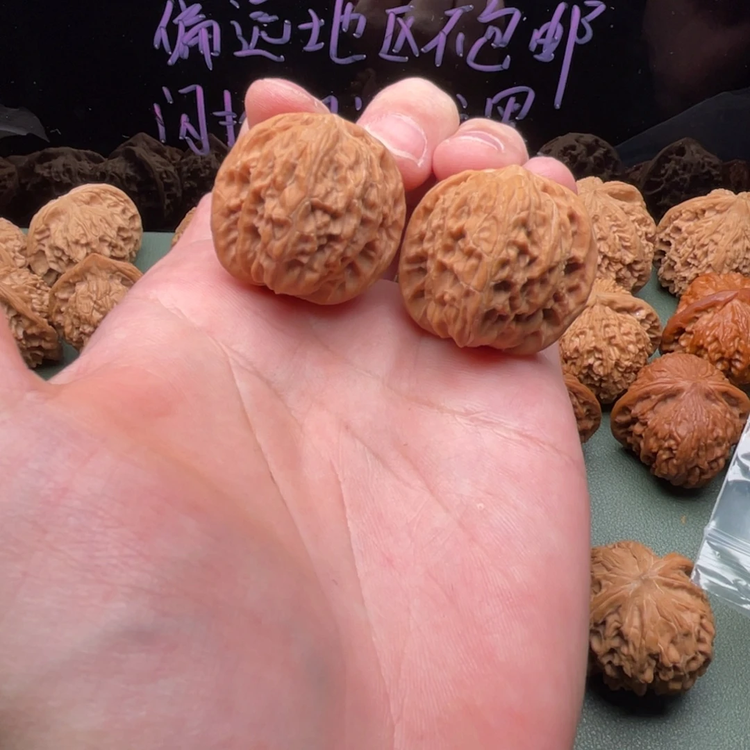 把件核桃33全品红皮山地磨盘