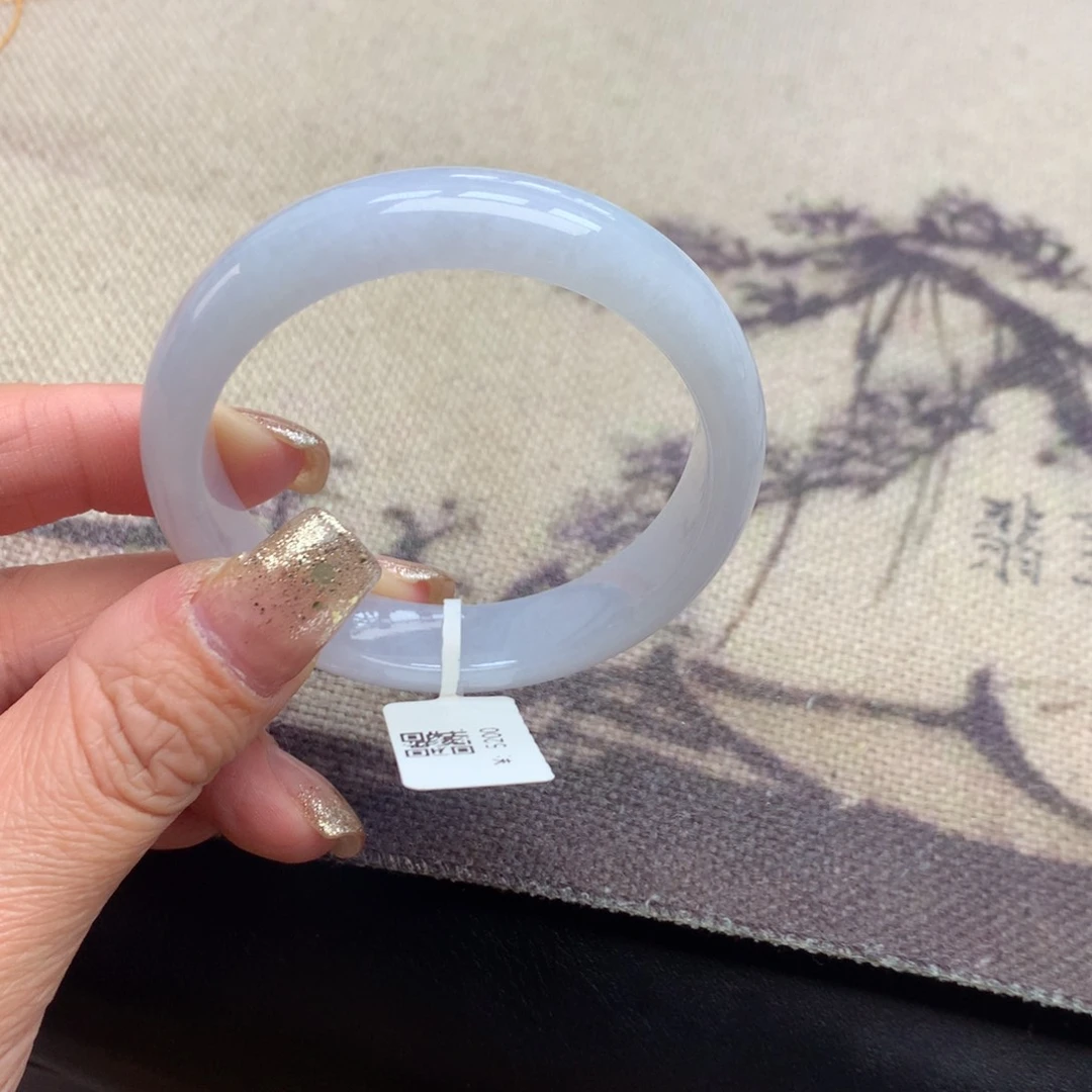 未镶嵌手镯翡翠缅甸翡翠手镯