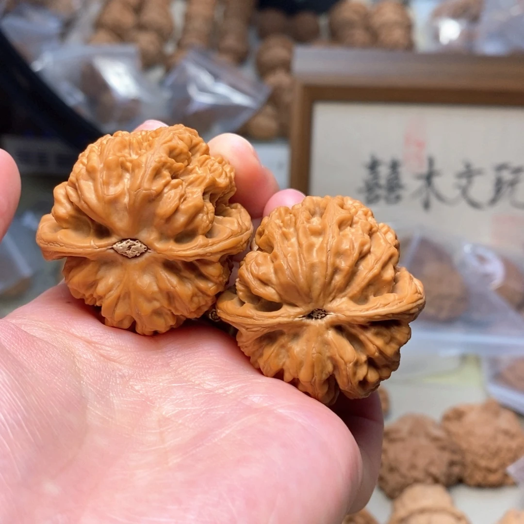石***刻把件文玩核桃111111111111