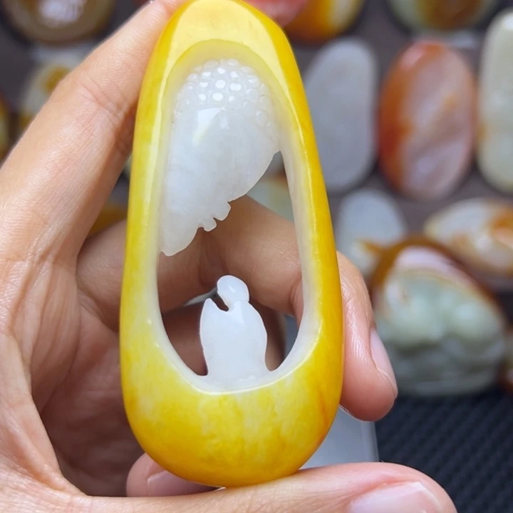 和田玉未镶嵌颈饰
