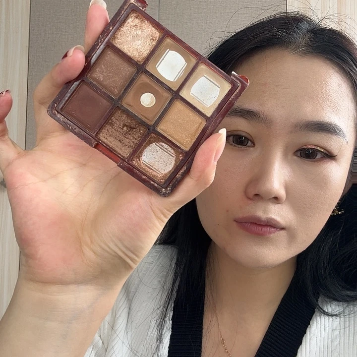 羊羔毛主播同款眼影盘