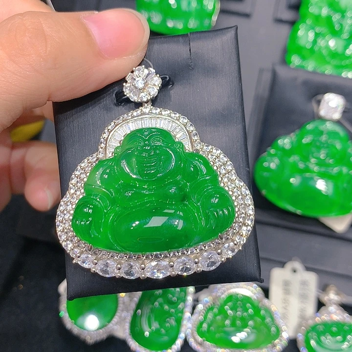 颈饰银S925镶嵌翡翠0855555
