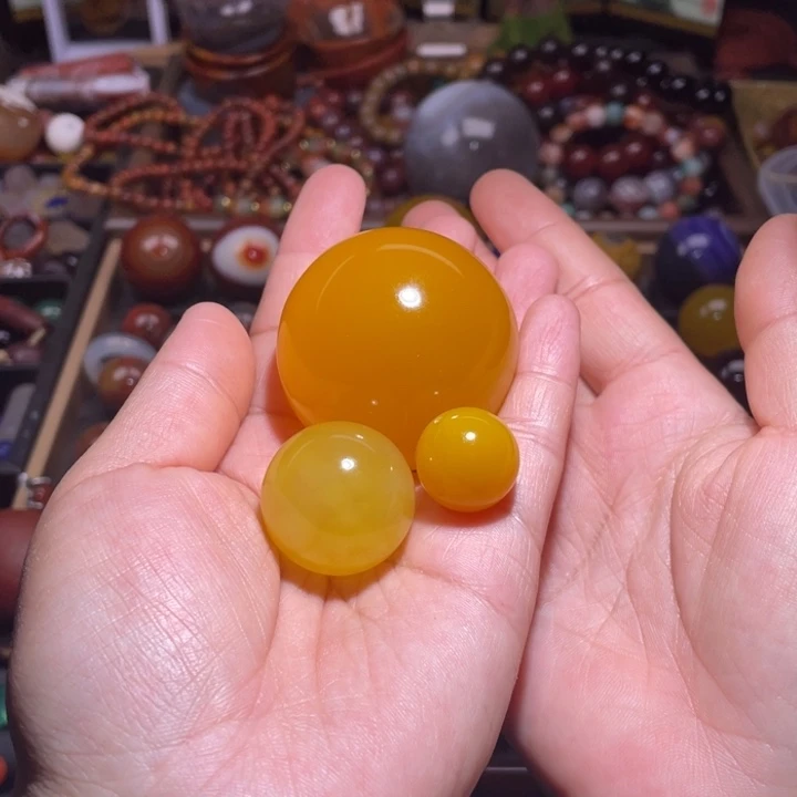 玛瑙/玉髓配珠未镶嵌福*娃