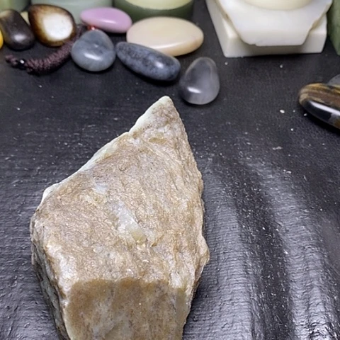 和田玉未镶嵌摆件