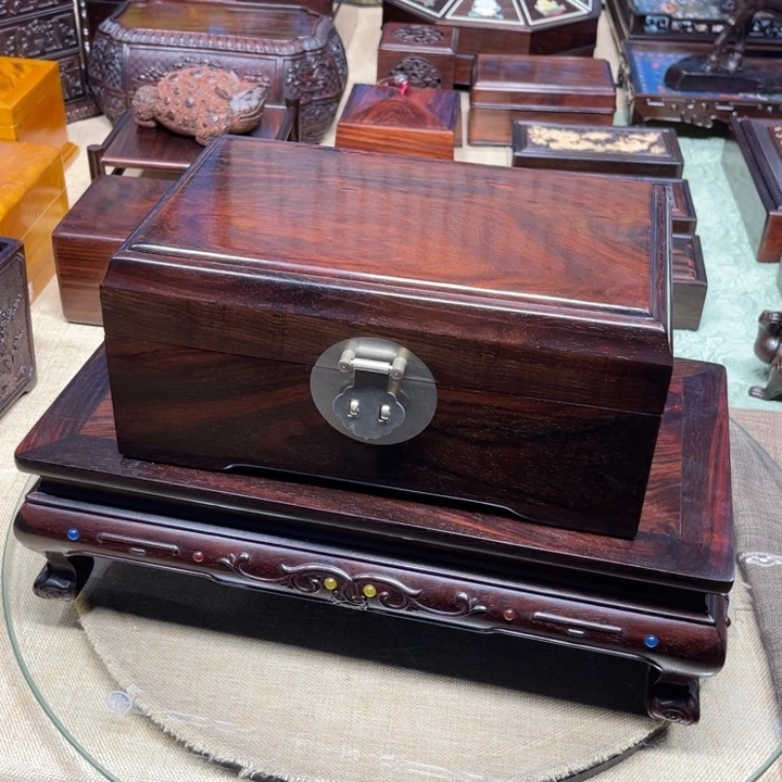 紫檀木类成套家具