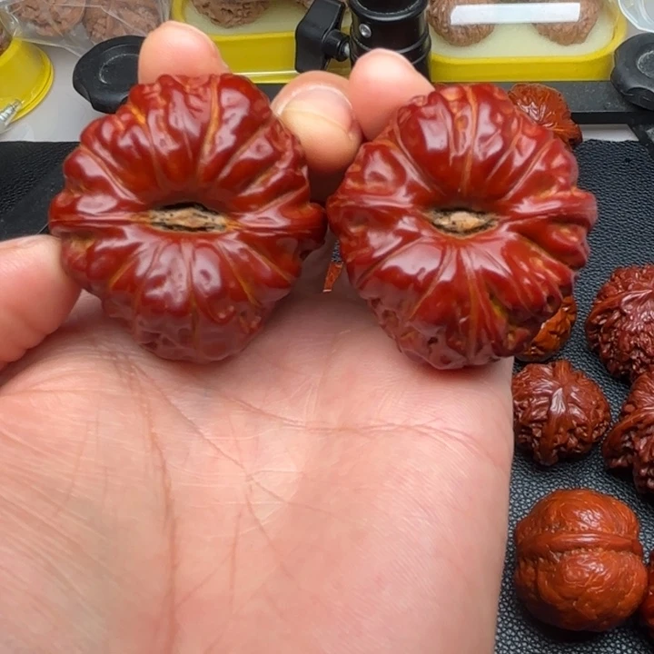 晨***曦文玩核桃吊坠南瓜墩