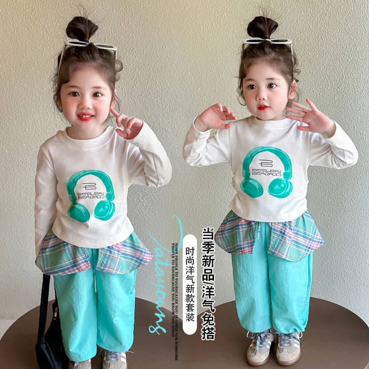 女小童耳机套装春款2025女宝宝休闲网红春装小女孩百搭两件套潮