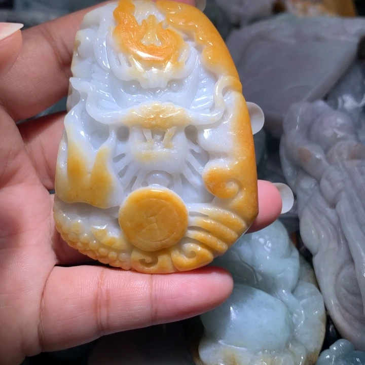 翡翠未镶嵌颈饰保真天然A货翡翠