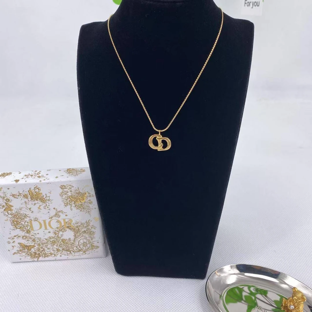 胖虎佳佳/迪奥/95新/公价0/饰品/项链/31B2509260059