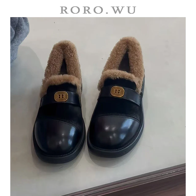 娆娆吴·英伦复古加绒保暖毛毛乐福鞋冬季新款粗跟小皮鞋女X05