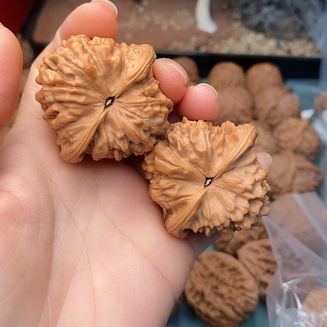 文玩核桃吊坠官帽1