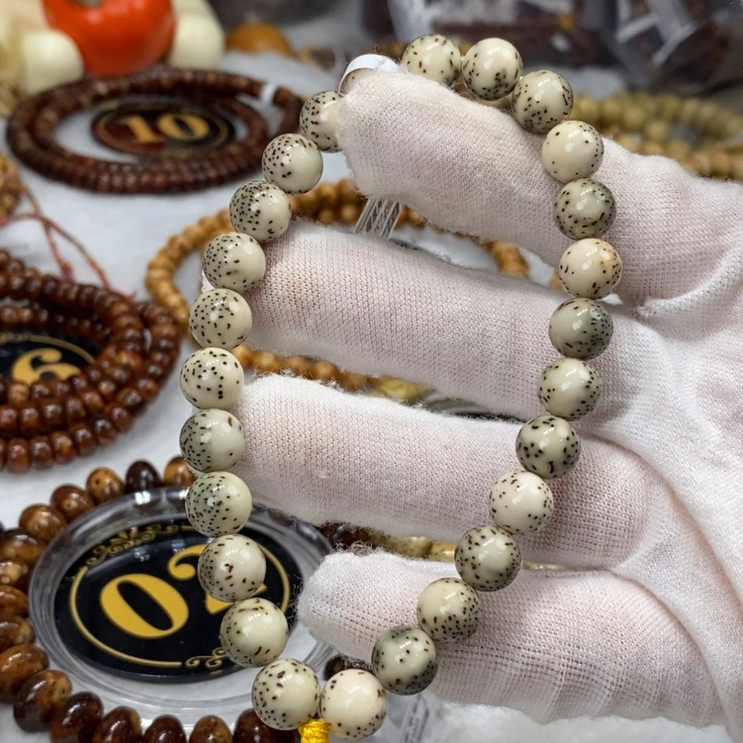 手串星月菩提9mm圆珠河豚半壁绿背果冻