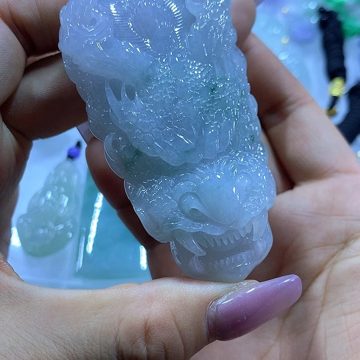 翡翠未镶嵌颈饰天然翡翠A货吊坠