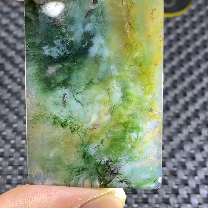 用***8玛瑙/玉髓未镶嵌玛瑙