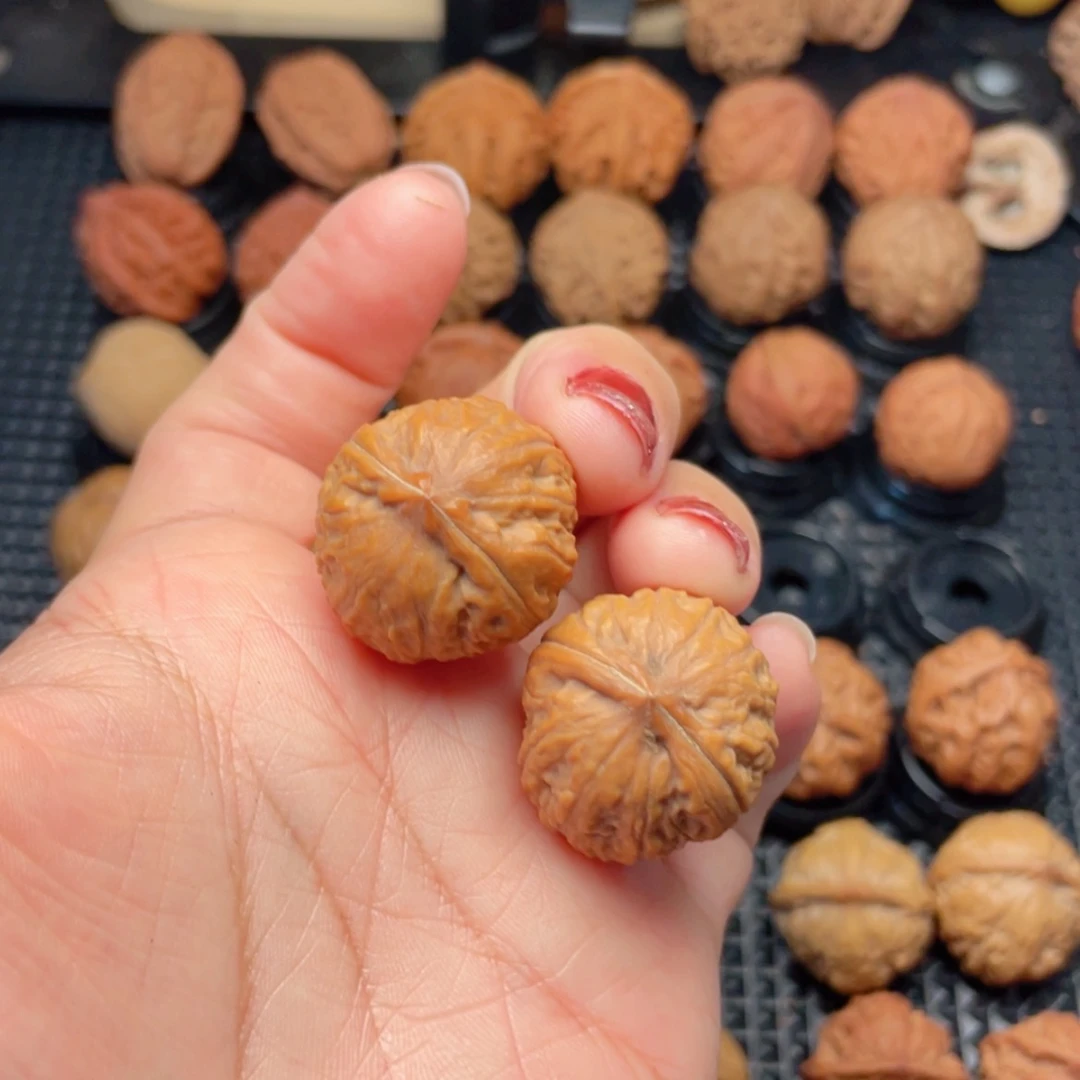 【闪购商品】把件文玩核桃西瓜球