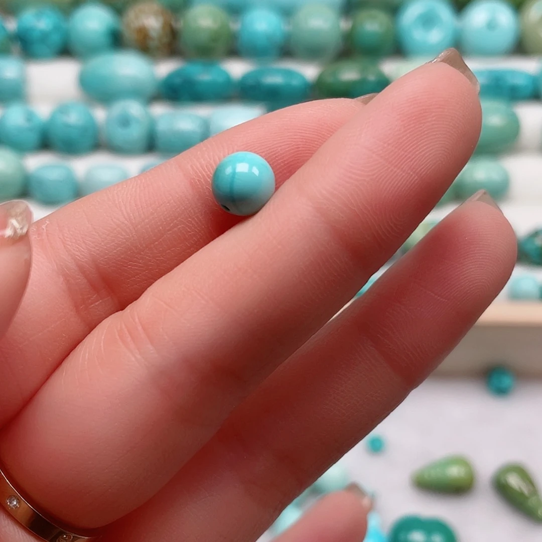 绿松石配饰未镶嵌?***丫