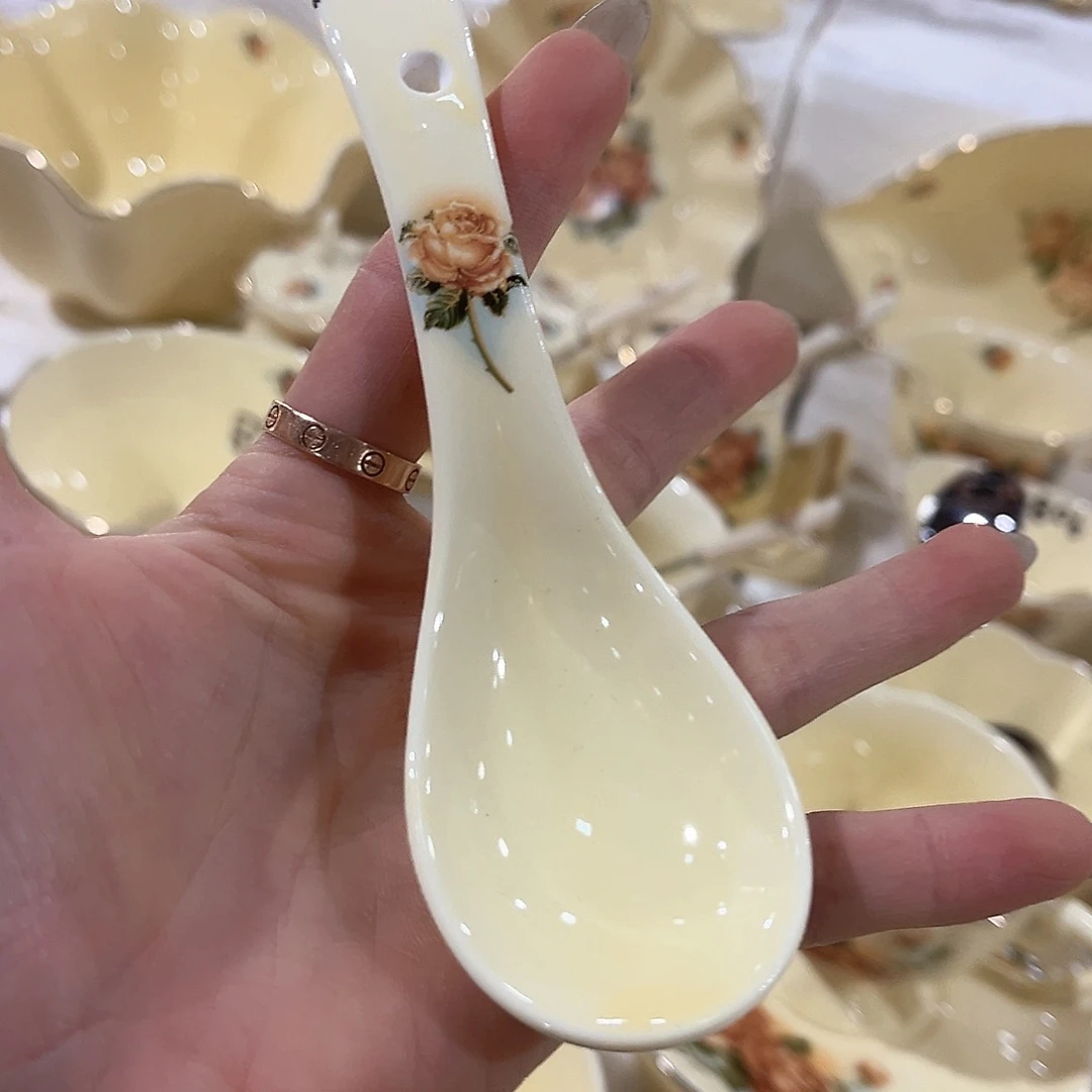 陶瓷………………………………
