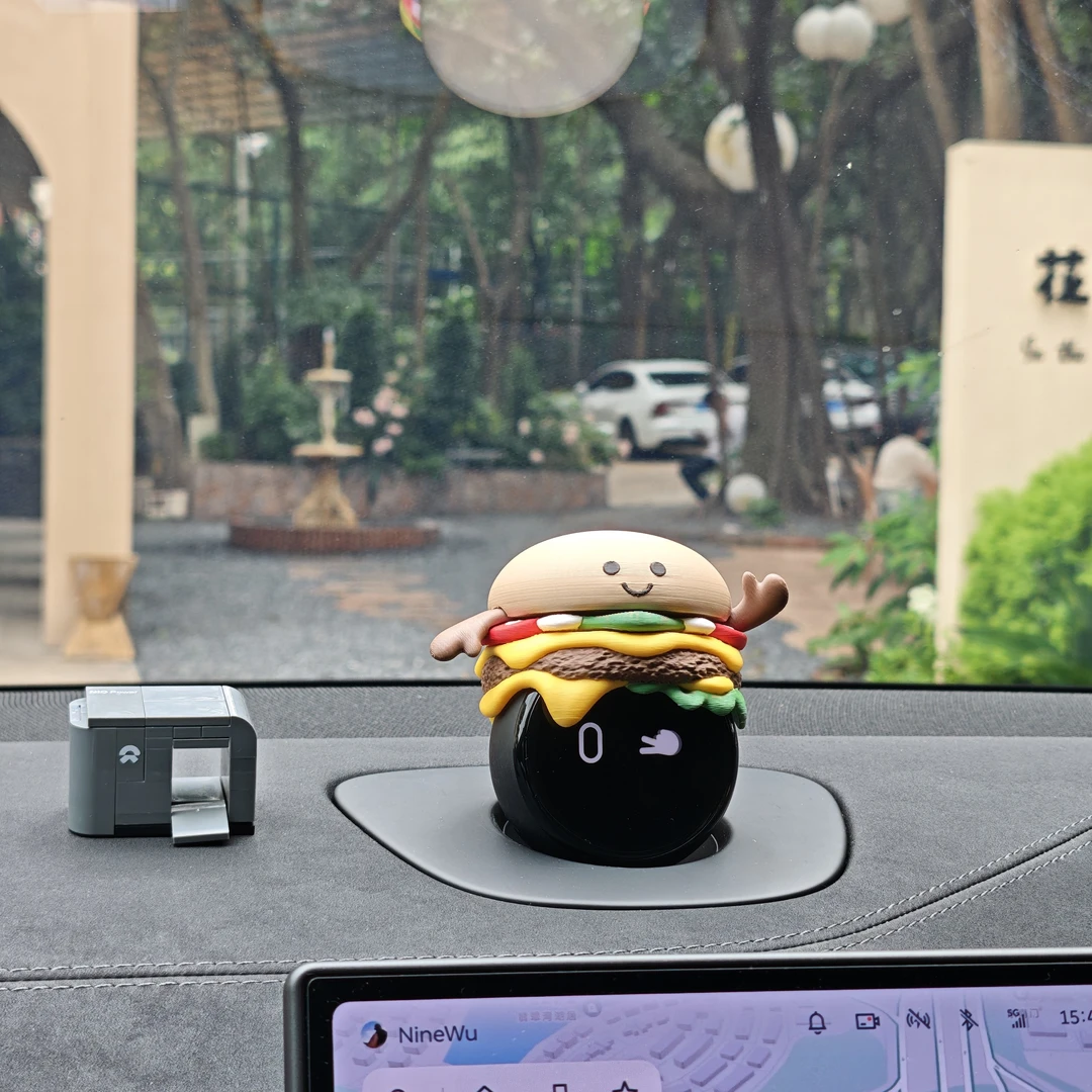 （车主推荐）憨堡崽适用蔚来nomi帽子机器人头饰车内饰品摆件装饰