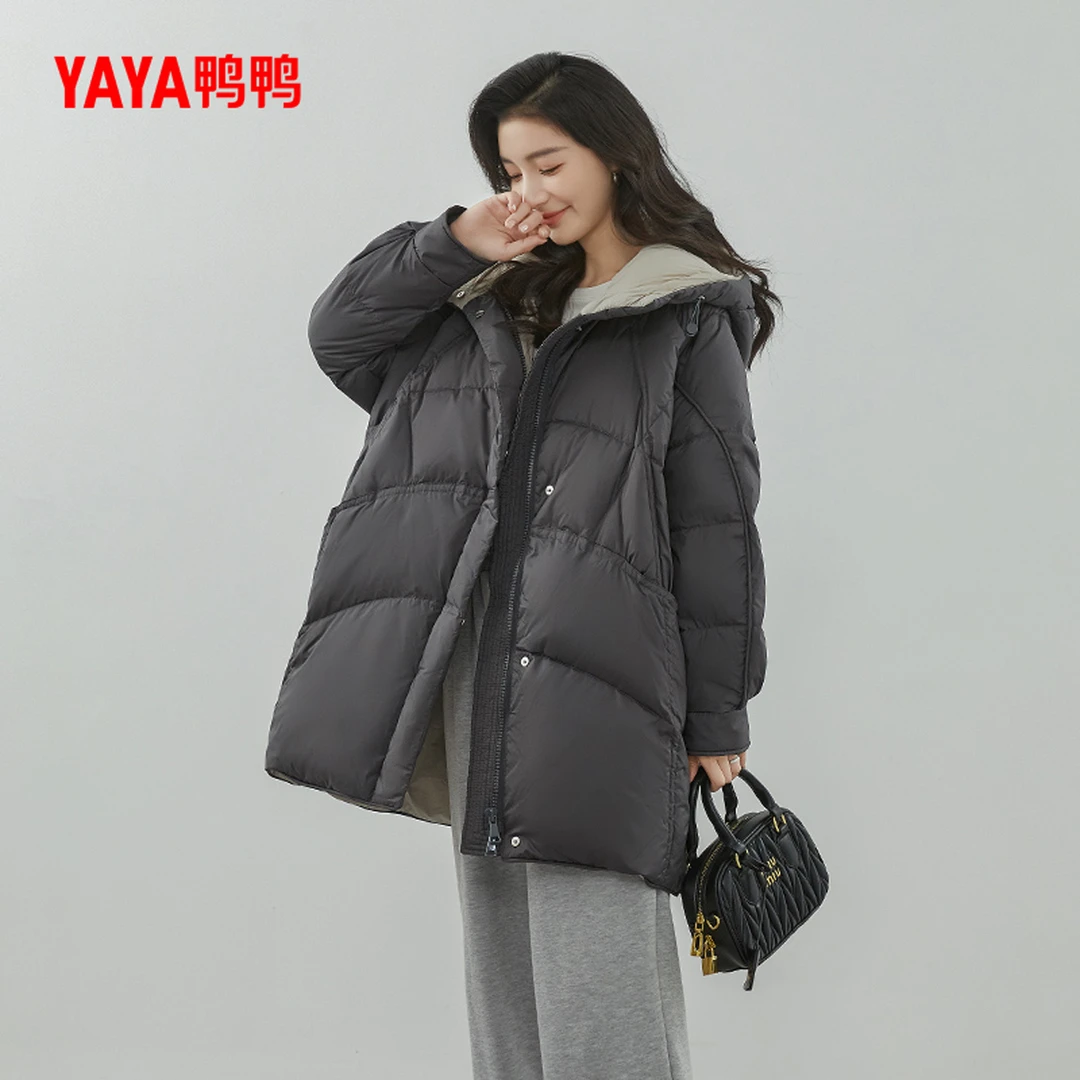 鸭鸭茧型羽绒服名牌2025年新款女大码宽松中长款高端连帽潮流