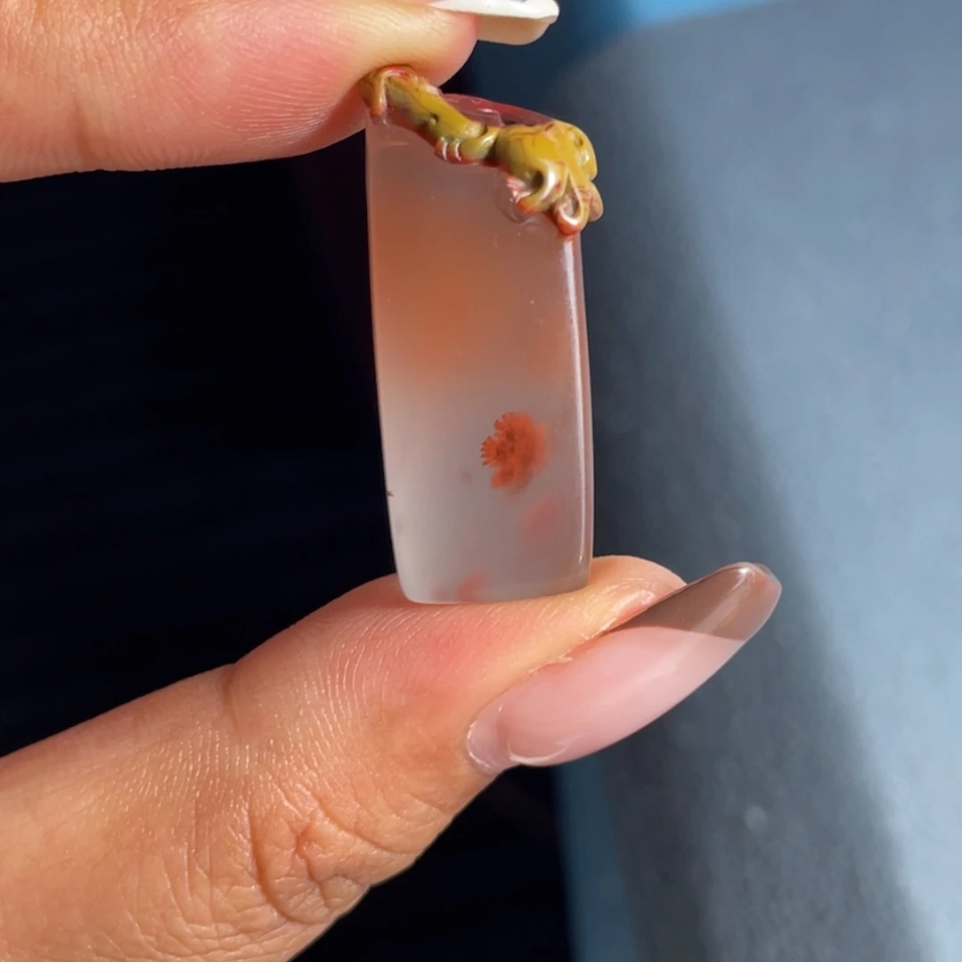 南红玛瑙颈饰未镶嵌谷*建