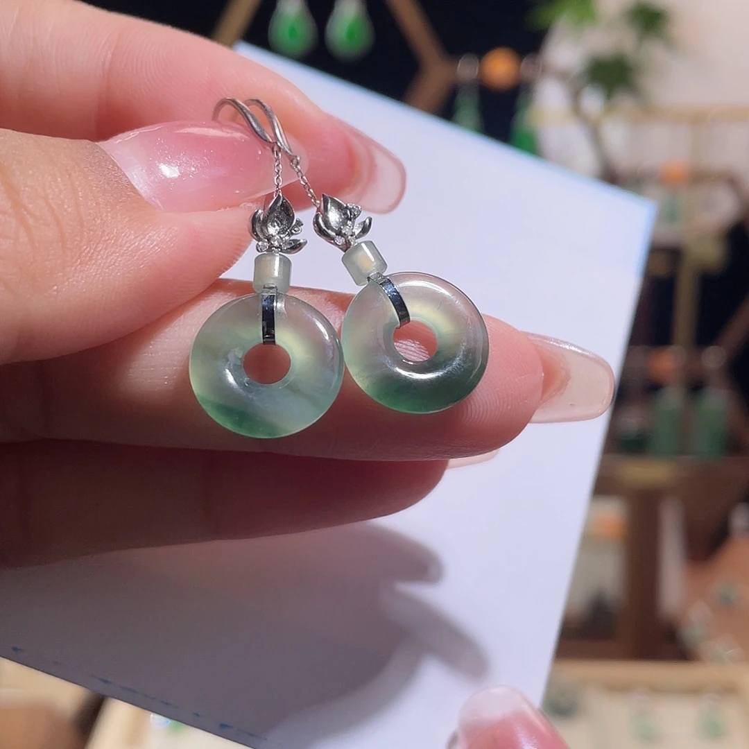 翡翠18K金镶嵌耳饰