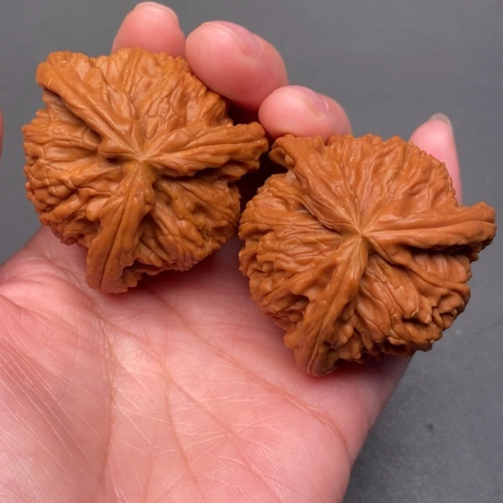 小***哥吊坠文玩核桃核桃核桃核桃