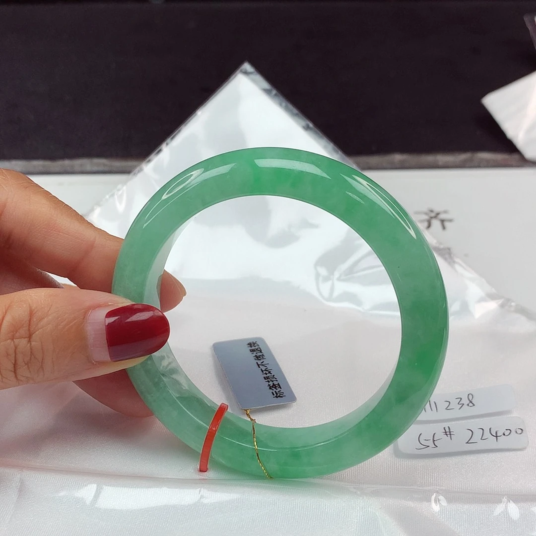 翡翠手镯未镶嵌55圈1238