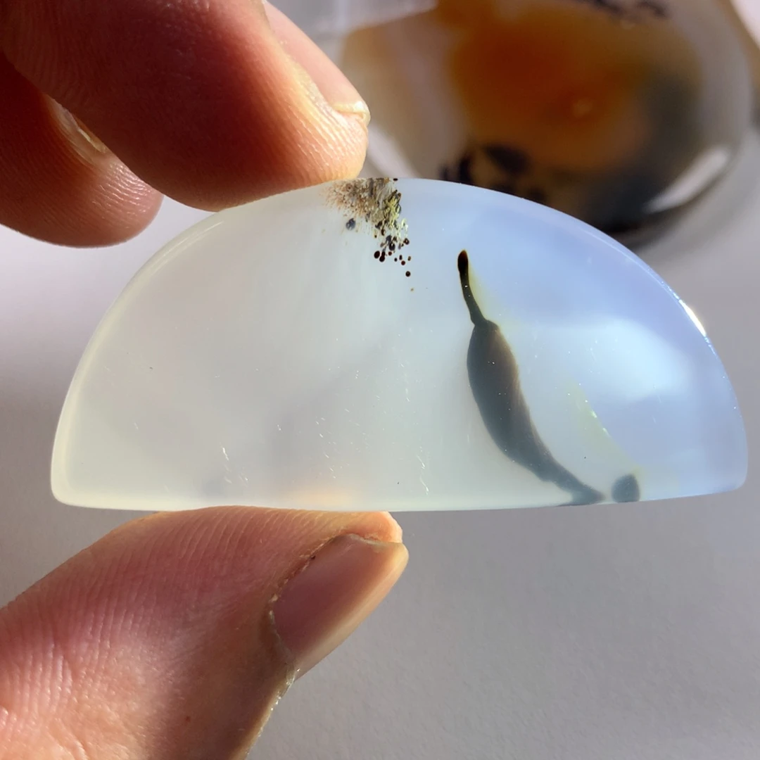 未镶嵌颈饰玛瑙/玉髓流***绰