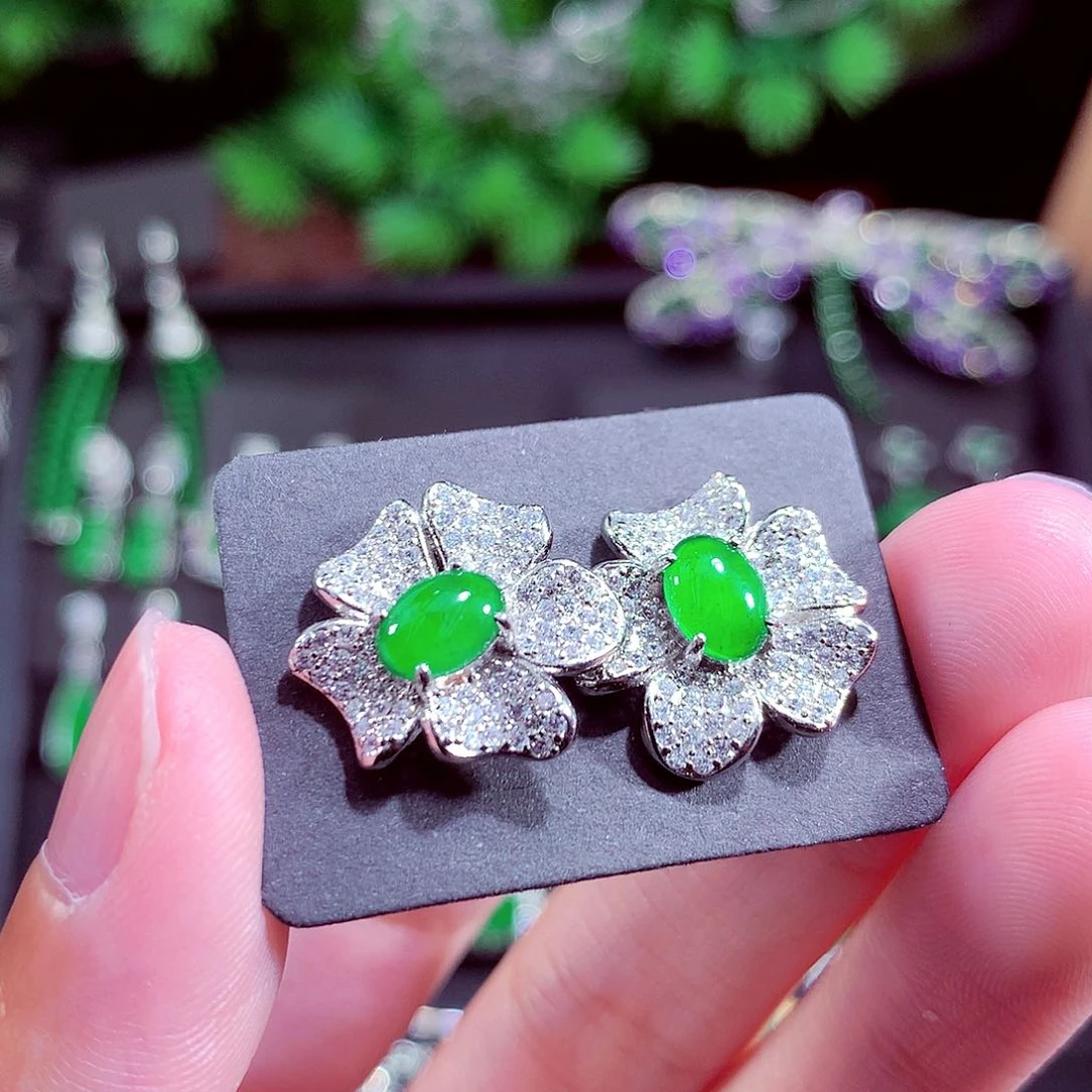 颈饰未镶嵌翡翠天然