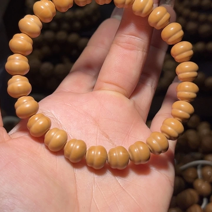 朵***V猴头核桃吊坠10+龙岩料小葫芦手串全品无瑕无药