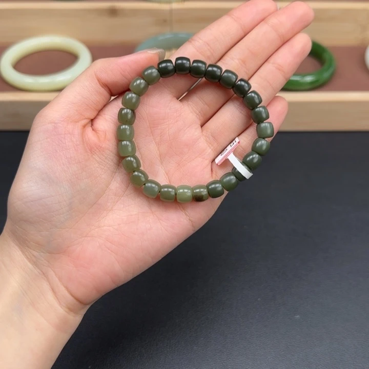 和田玉未镶嵌手串