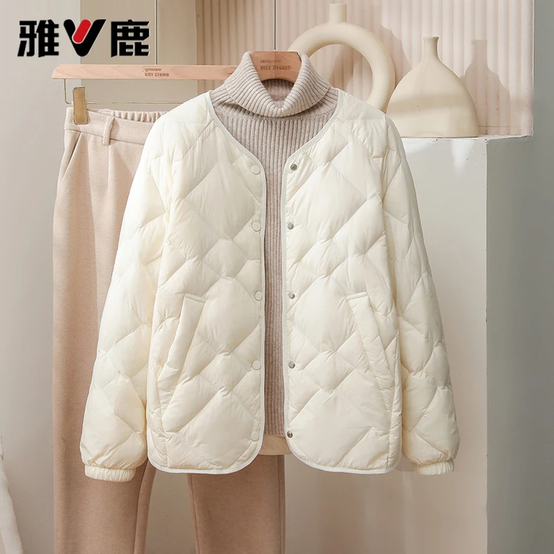雅鹿新款登山轻薄羽绒服女短款内胆外穿休闲气质时尚潮流大码外套